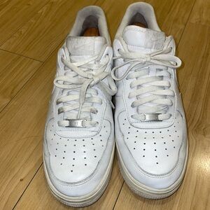 Nike Men's White Leather Sneakers